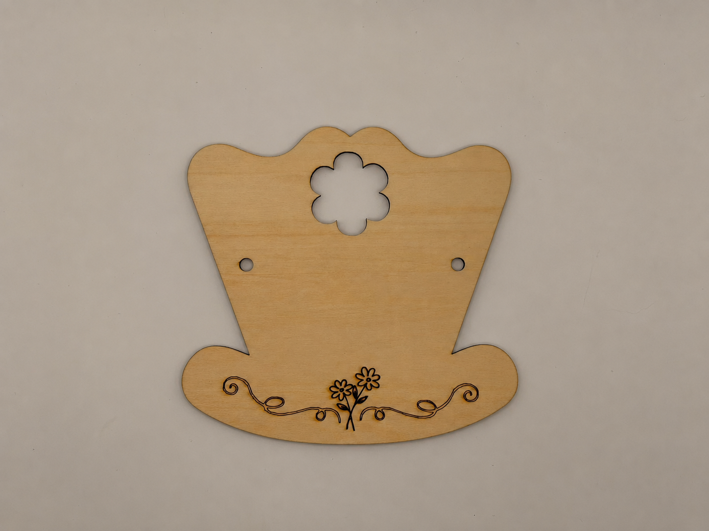 Personalisierte Mini-Wiege aus Holz mit Namensgravur