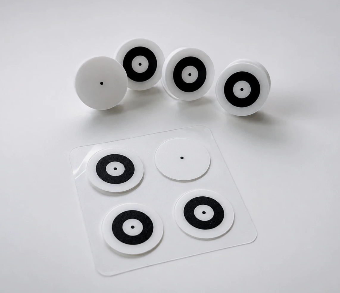 xTool S1 Kalibrierpins – Markierungspins für Honeycomb Panel (4er-Set)